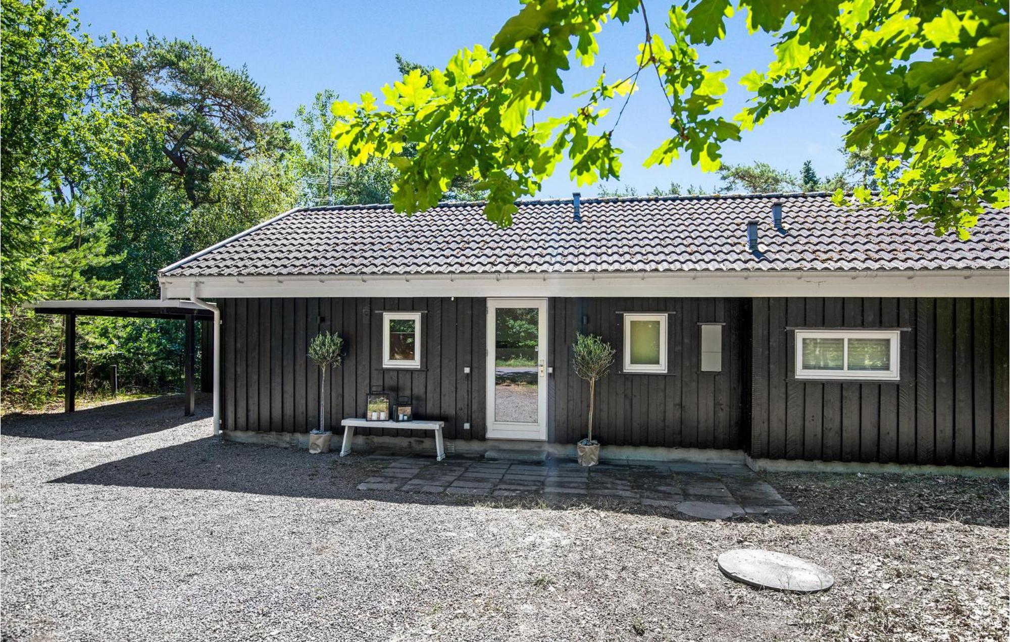 Awesome Home In Nexo With Sauna Snogebæk Екстериор снимка
