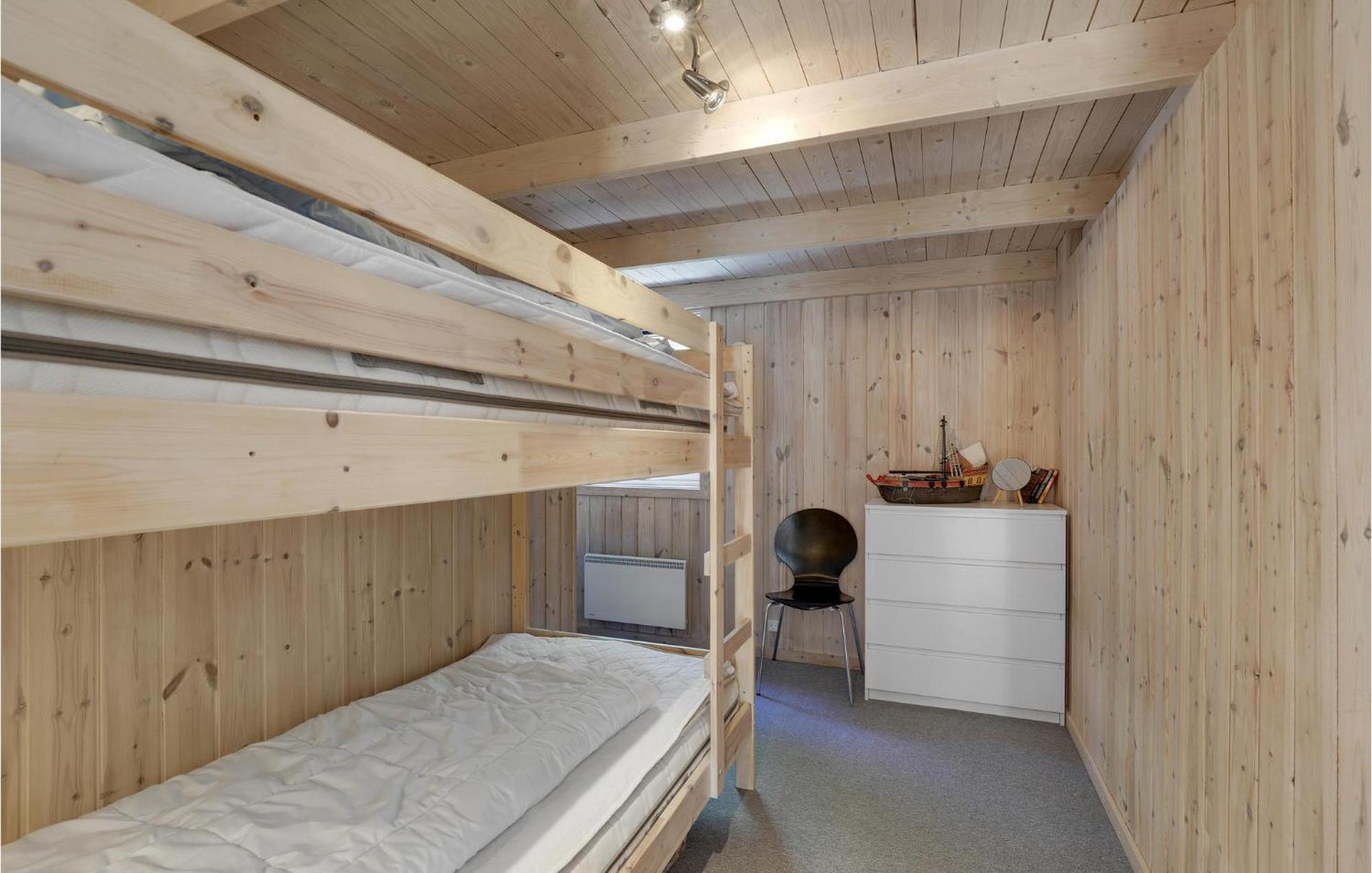 Awesome Home In Nexo With Sauna Snogebæk Екстериор снимка